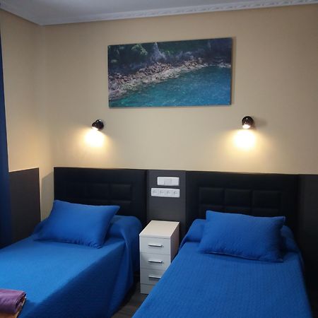 Hostal Numancia Madrid Exteriör bild