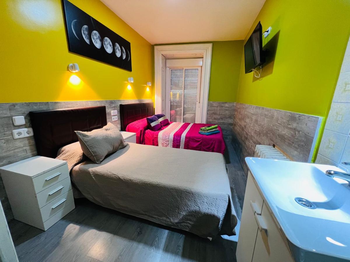 Hostal Numancia Madrid Exteriör bild