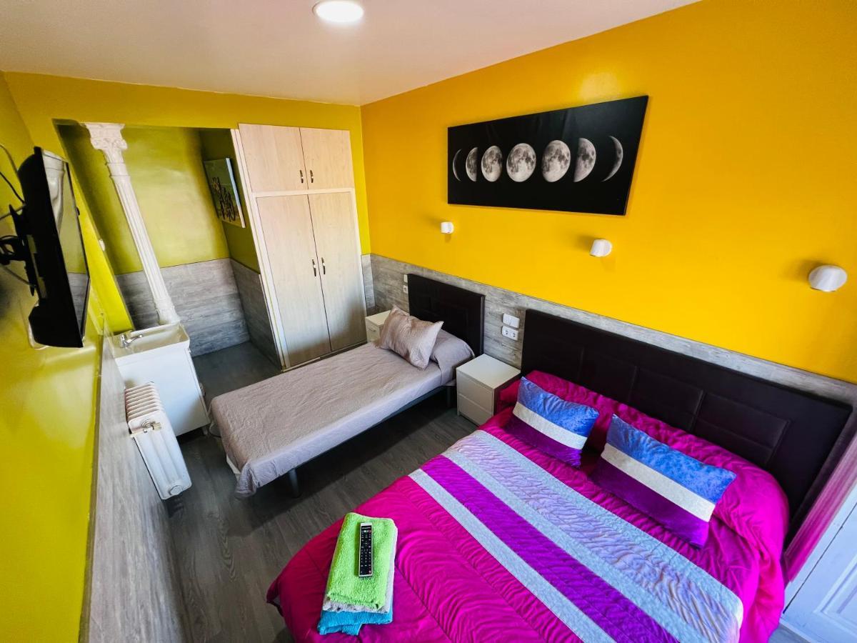 Hostal Numancia Madrid Exteriör bild