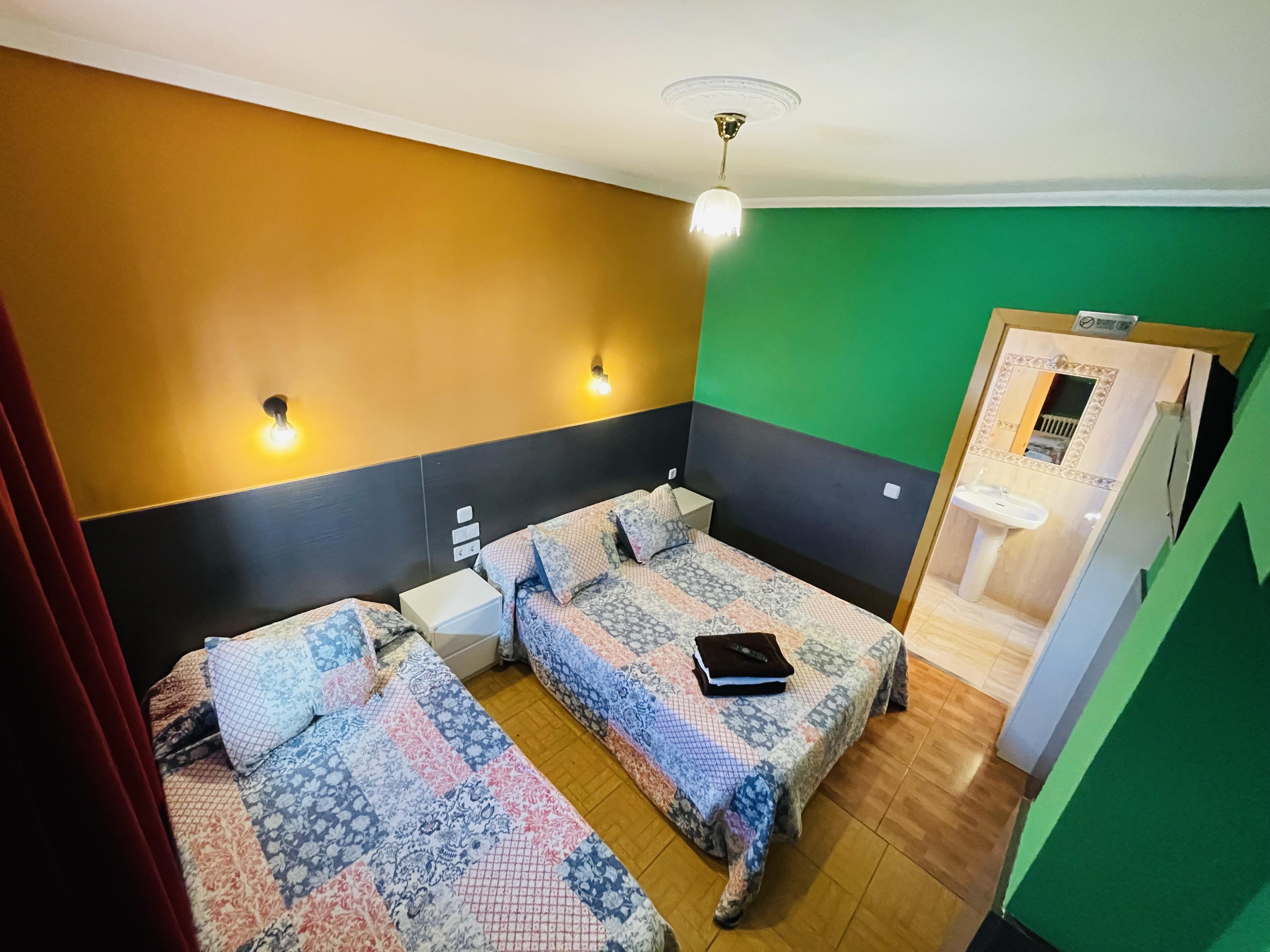 Hostal Numancia Madrid Exteriör bild
