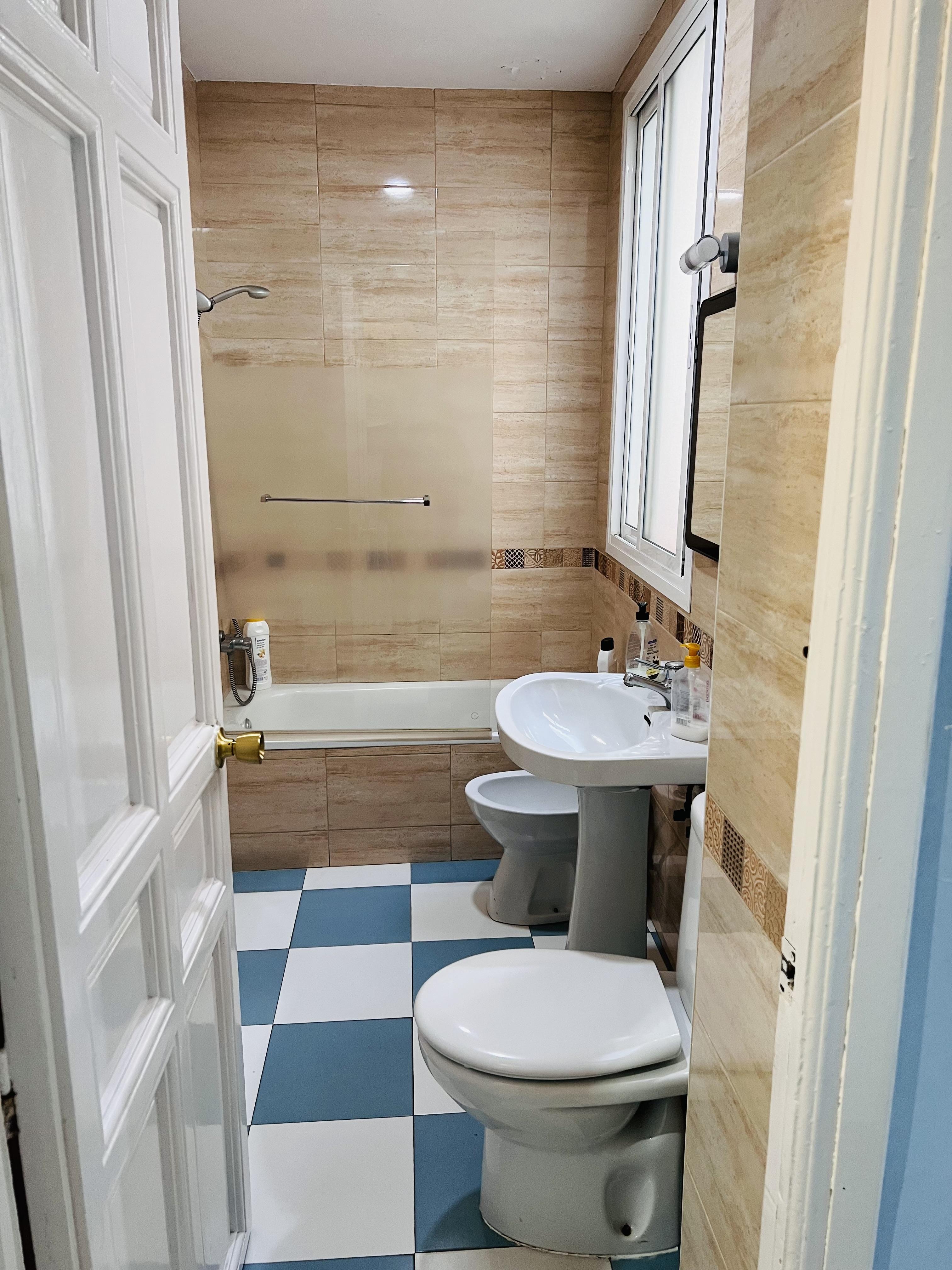 Hostal Numancia Madrid Exteriör bild