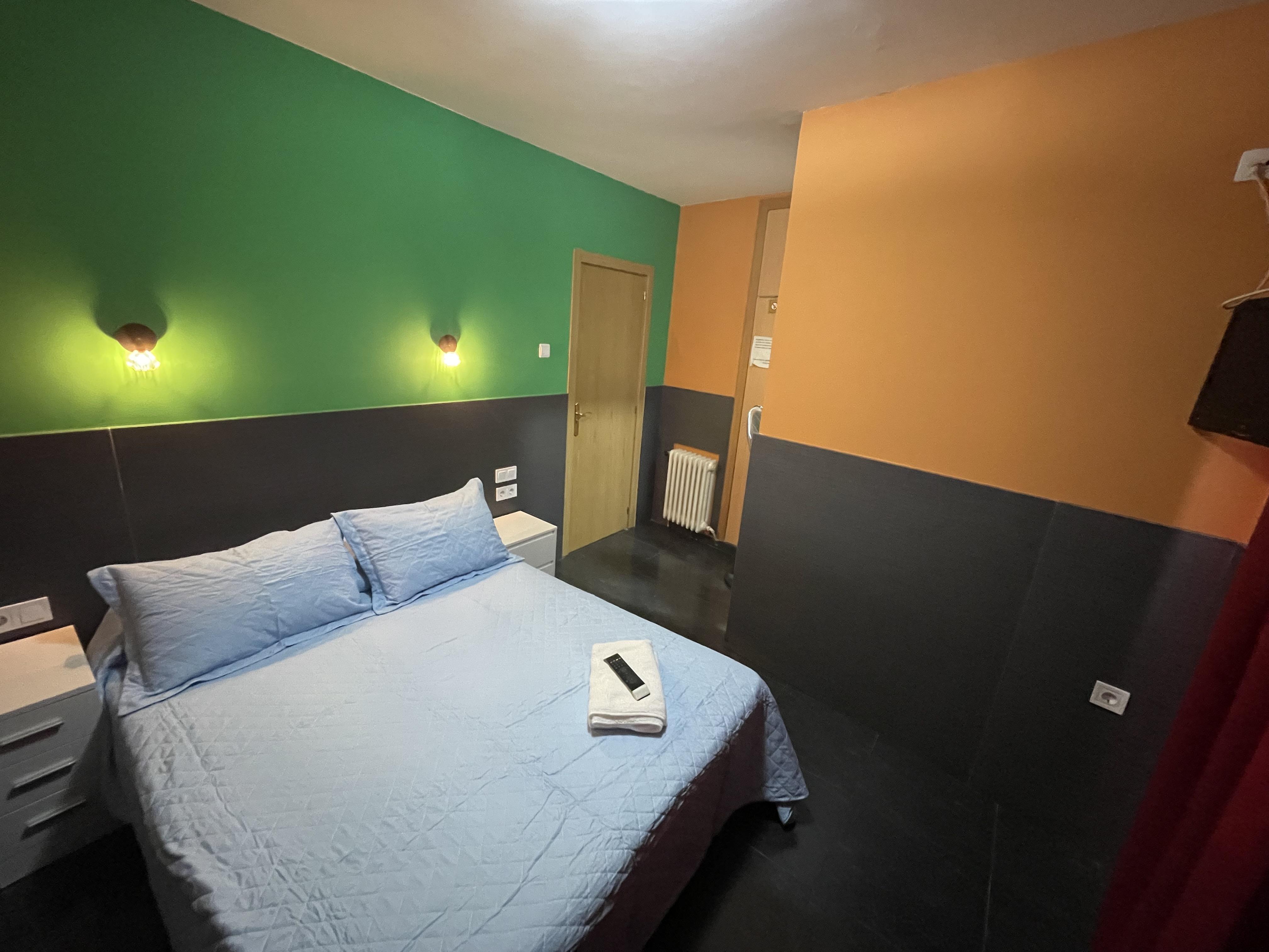 Hostal Numancia Madrid Exteriör bild