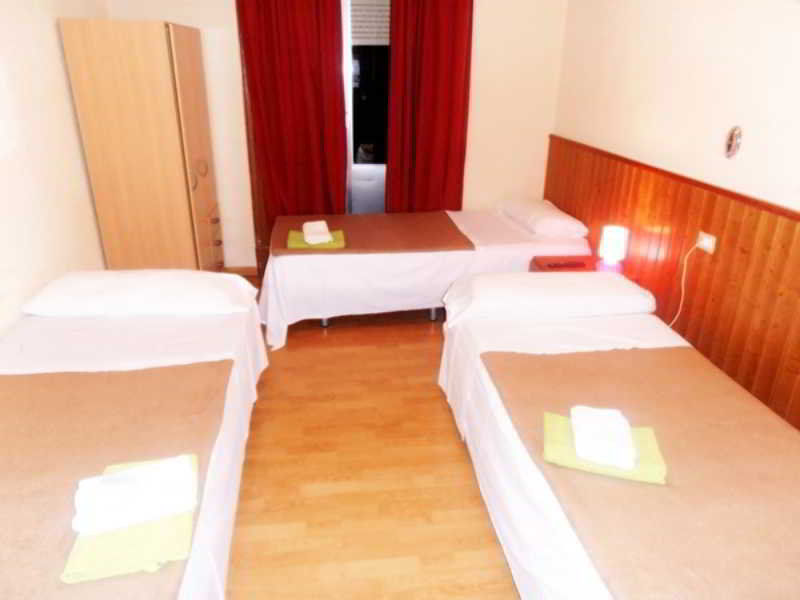 Hostal Numancia Madrid Exteriör bild